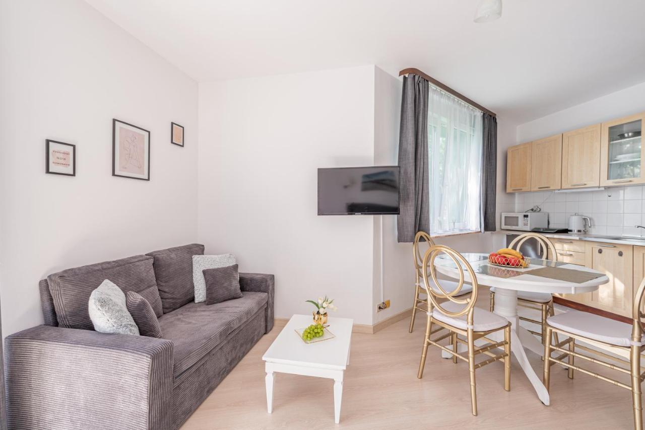 Apartament Z Balkonem Lazur 250M Od Morza Kolobrzeg Exterior photo